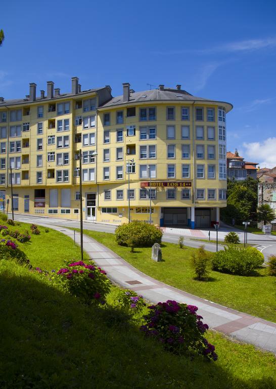 Hotel Los 14 Pravia Bagian luar foto